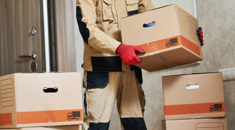 Vind direct een woningontruiming in Hoogeveen met MyGo Vakman haalt spullen uit woning